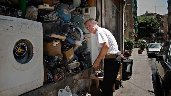 Ara Madzounian, Scrap collector (2009)