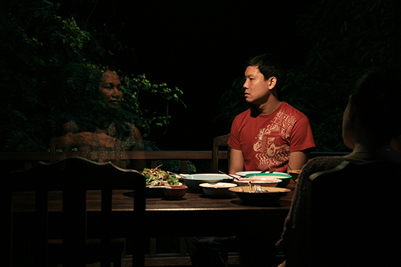 Apichatpong Weerasethakul: Uncle Boonmee who can recall his past lives (2010)